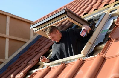 Pose de fenêtres de toit Velux à Écouves